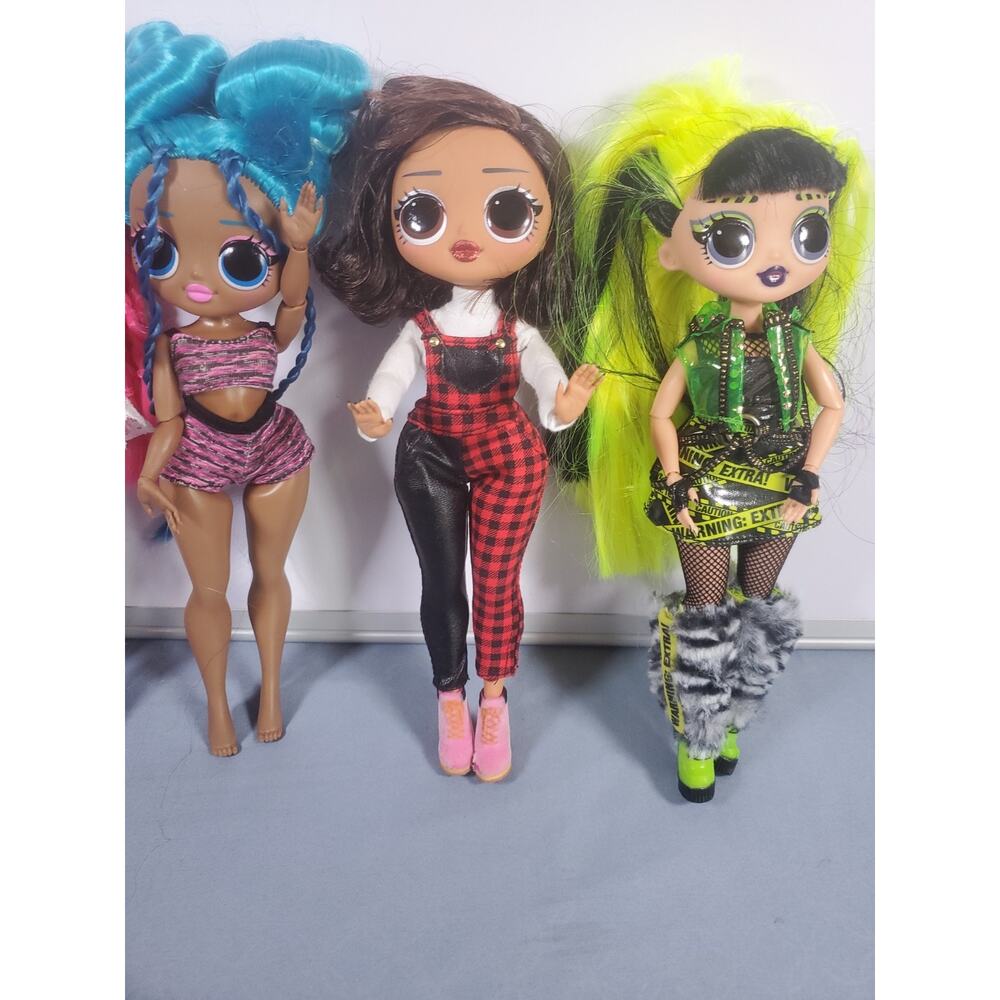 LOL Surprise OMG Remix Rock Dolls Lot of 4 Metal Chick Ferocious Bhad Gurl Fame - Picture 8 of 11